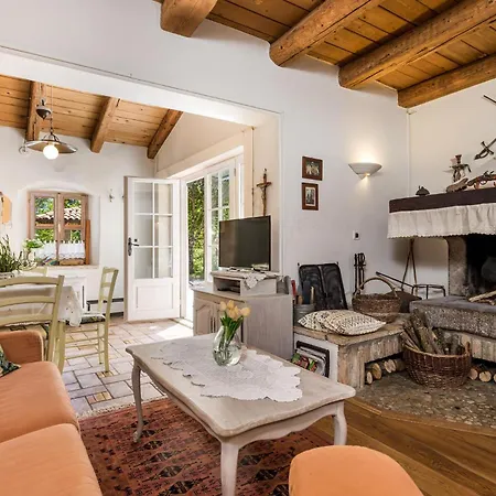 Holiday home Amazing In With Wifi *