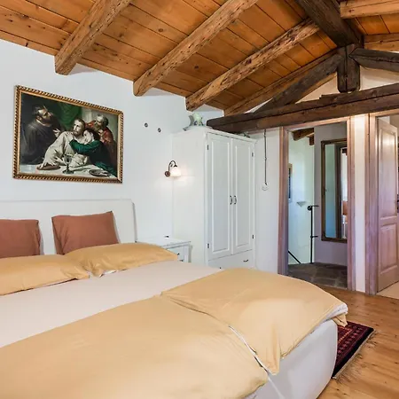 Amazing In With Wifi Holiday home Moscenice