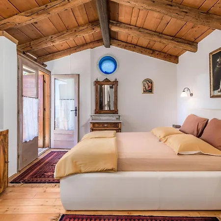 Holiday home Amazing In With Wifi *