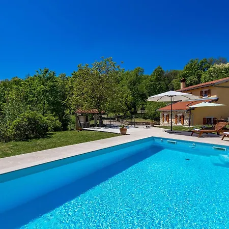 Amazing In With Wifi Holiday home