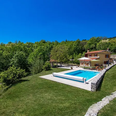 Amazing In With Wifi Holiday home Moscenice